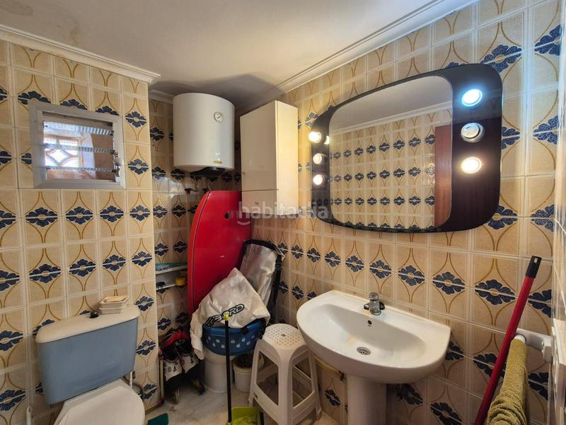 Foto f9bccc26-513d-4b47-b105-be589e144fa8. Apartament amb piscina a Punta Prima Torrevieja