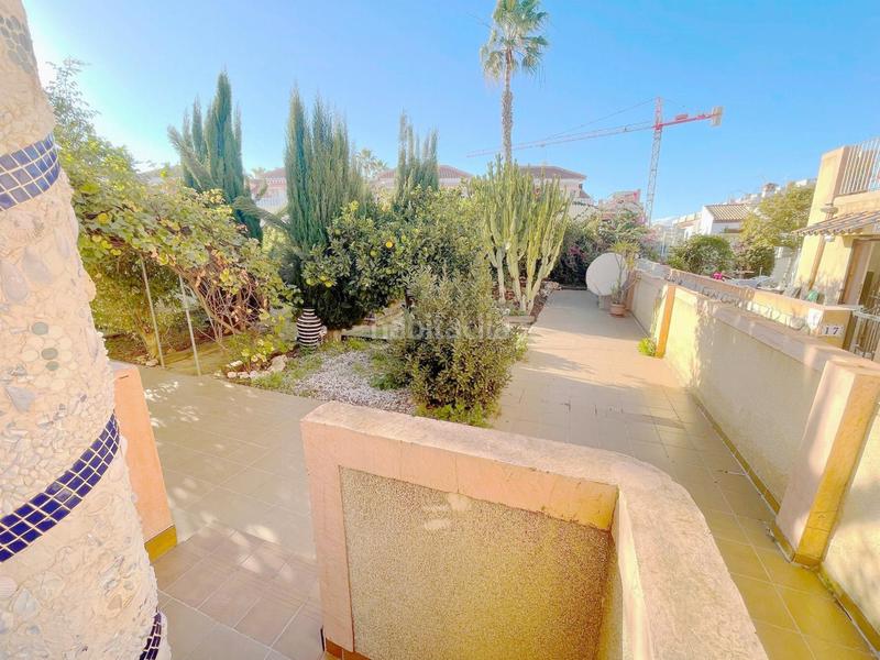 Foto 33e1dcc0-3748-47c0-8ae5-e610abc9cee6. Casa costabungalow en La Zenia Orihuela