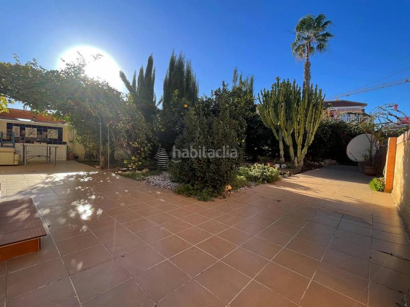 Foto 4c9eb087-c7c3-4f0f-a9e0-81a87df0a4df. Casa costabungalow en La Zenia Orihuela