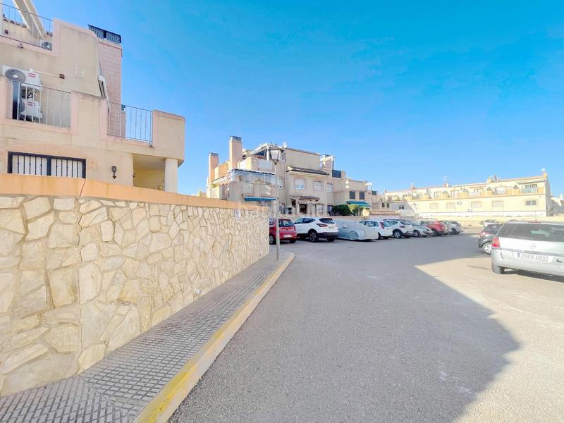 Foto 762f03dc-ce7d-4e69-9922-093fb03fa146. Casa costabungalow en La Zenia Orihuela