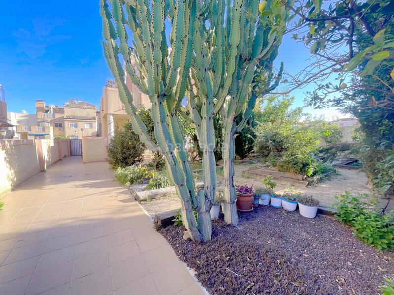 Foto f3476aad-85d8-48cf-8427-92a3d20064f3. Casa costabungalow en La Zenia Orihuela