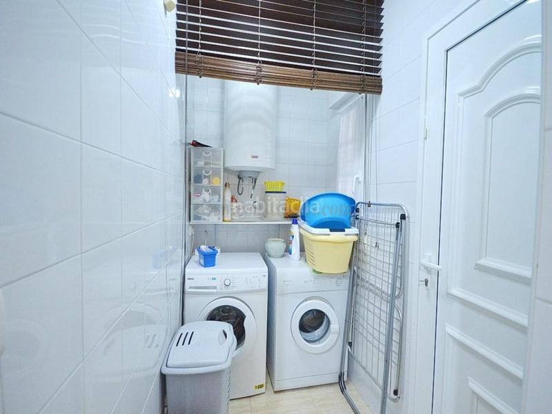 Foto 028fa850-77e7-4461-94e4-bccc84b903a9. Chalet with heating parking pool in Cabo Roig Orihuela