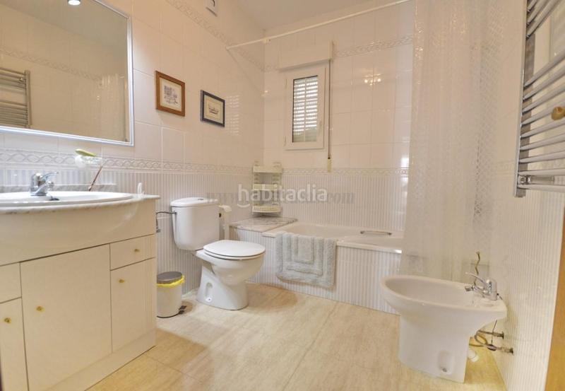 Foto 53ff4a42-11da-4d72-9d30-d852f18a22a1. Chalet with heating parking pool in Cabo Roig Orihuela