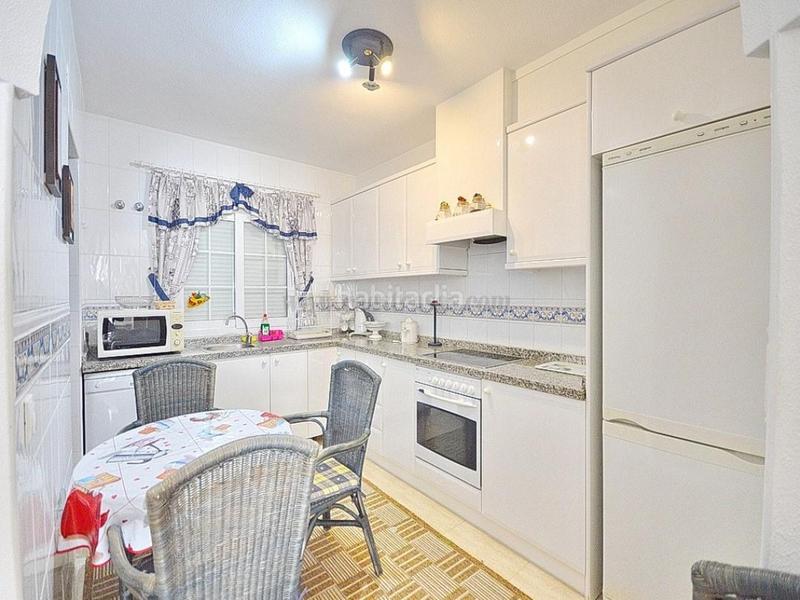 Foto ab60f96d-e50e-4005-b59c-623e9e519e1f. Chalet with heating parking pool in Cabo Roig Orihuela