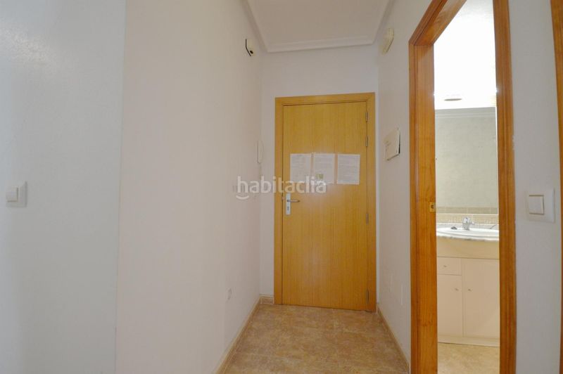 Foto 08a9acbe-e6a2-4945-af11-12b77863171c. Apartament amb calefacció aparcament piscina a Aguamarina Orihuela