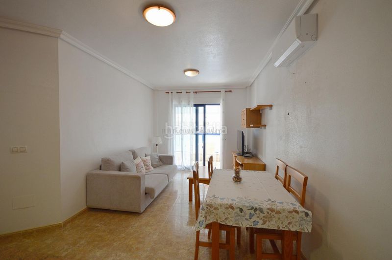 Foto 661bce1f-3690-4834-8f3b-450962a100da. Apartament amb calefacció aparcament piscina a Aguamarina Orihuela
