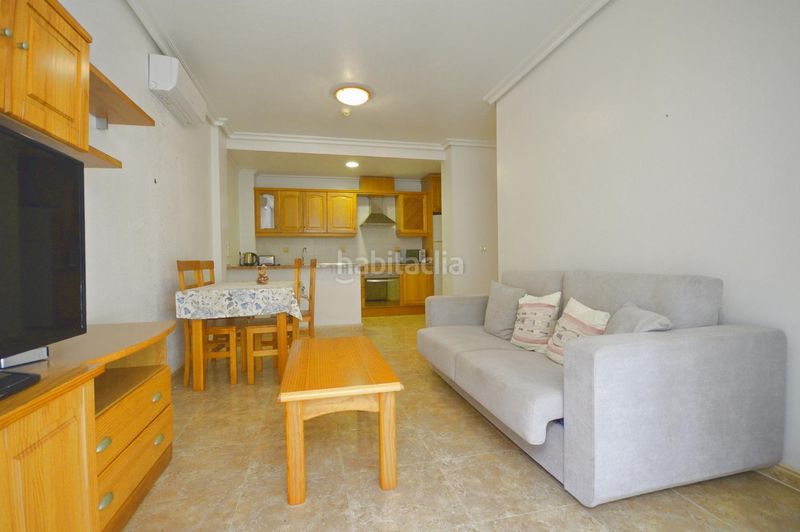 Foto d4630413-105f-4c3e-803e-62bbc6c42330. Apartament amb calefacció aparcament piscina a Aguamarina Orihuela