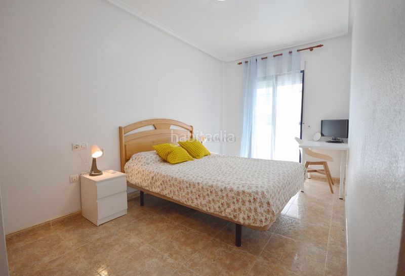 Foto e4a01504-9740-48a5-8e88-9146cd9deb05. Apartament amb calefacció aparcament piscina a Aguamarina Orihuela