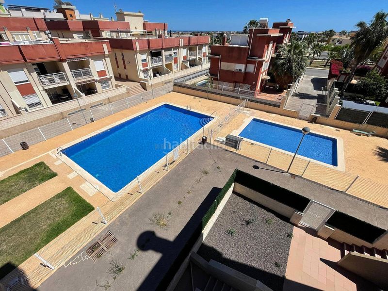 Foto 7fe7a79a-1ac7-4ccc-804e-2e2fa3287c0c. Apartament amb calefacció piscina a Lomas de Cabo Roig - Los Dolses Orihuela