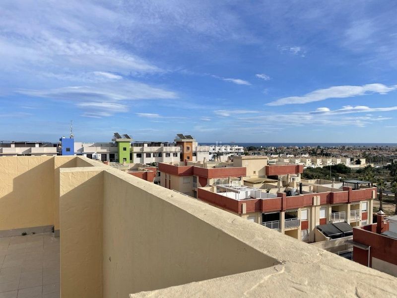 Foto 86a24bc1-2abd-416d-ba01-d3ddd2019d09. Àtic amb calefacció piscina a Lomas de Cabo Roig - Los Dolses Orihuela
