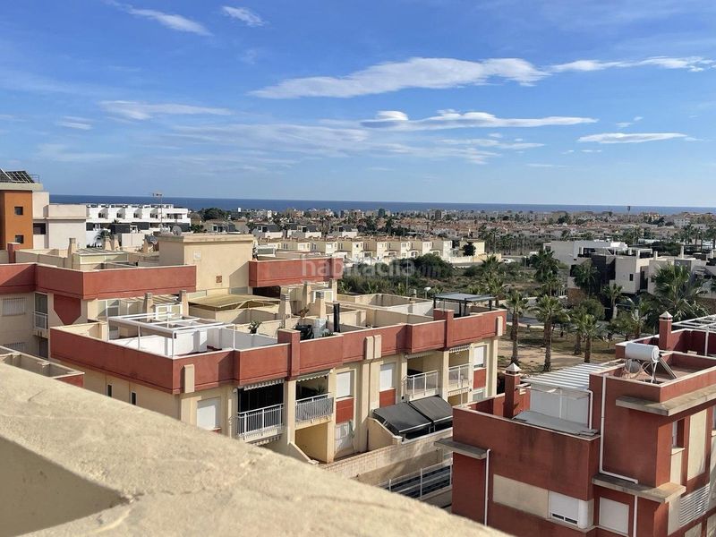 Foto a701600e-a89e-49c6-86d6-79bd9e13209e. Àtic amb calefacció piscina a Lomas de Cabo Roig - Los Dolses Orihuela