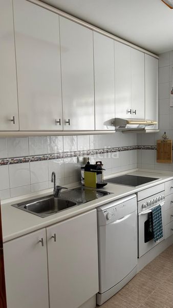 Foto fd7b7f77-0bf6-4ea5-9fff-9a6ba5140993. Apartament amb piscina a Campoamor Orihuela
