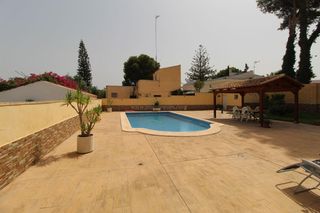 Chalet in Los Balcones-Los Altos. Torreviejachalet