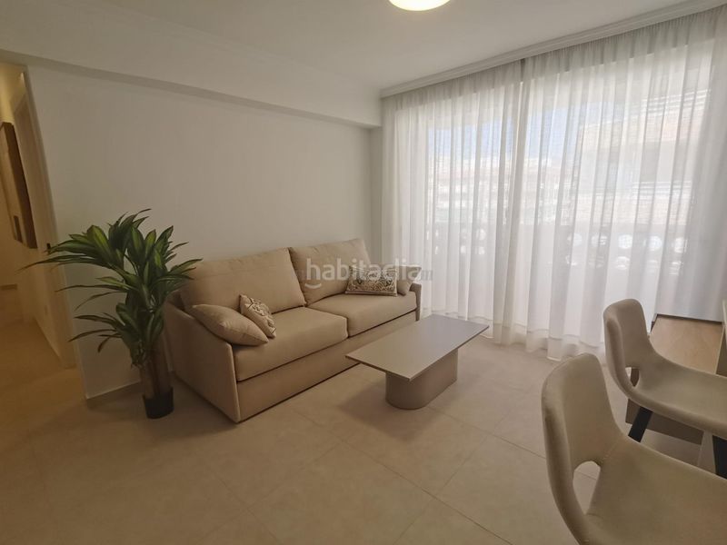 Foto 8aac9132-ad47-46e6-992a-e8b6f204d5ed. Apartament amb piscina a Los Europeos Torrevieja