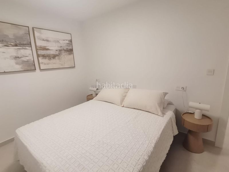 Foto c9edb6d5-63ca-48b4-b709-b032393ba7bd. Apartament amb piscina a Los Europeos Torrevieja