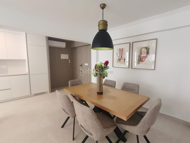 Foto dad39a1f-8535-4672-880e-43069e129d36. Apartament amb piscina a Los Europeos Torrevieja