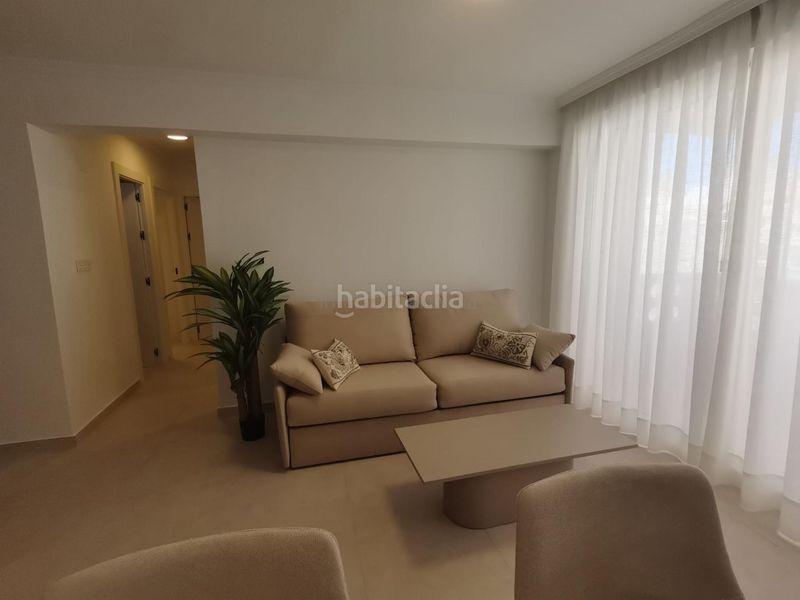 Foto fe8926f6-449b-43d7-bb86-95eae7615cb2. Apartament amb piscina a Los Europeos Torrevieja