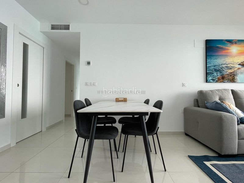 Foto 1f7d20c1-cc1f-4c02-b783-6e8379a524c3. Apartament amb calefacció aparcament piscina a Punta Prima Torrevieja