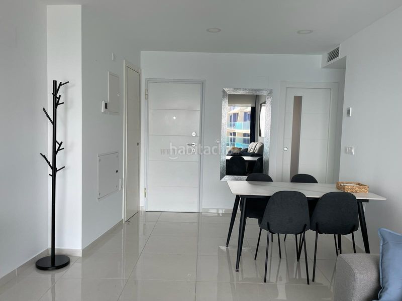 Foto 29673c46-a9ac-400f-8d3e-a764baeee361. Apartament amb calefacció aparcament piscina a Punta Prima Torrevieja