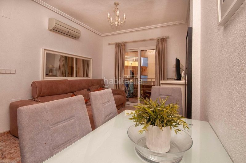 Foto c9fda73d-a3ac-4a44-8111-781f1b6ba8de. Apartament amb calefacció aparcament piscina a Aguamarina Orihuela