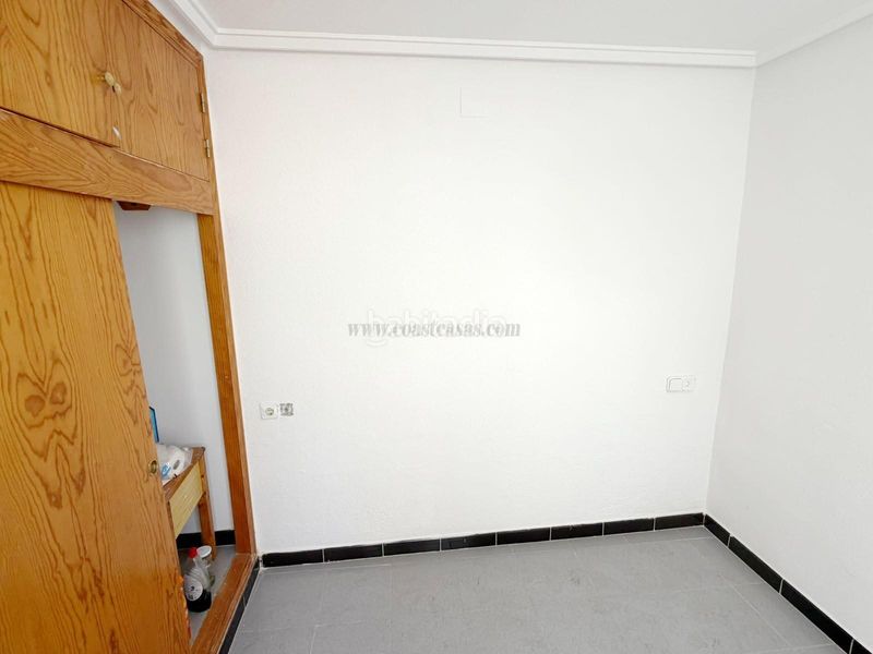 Foto 75b3b6bf-c7e8-49cb-ad5e-91989d5fb246. Apartament amb calefacció a Avenida Habaneras - Curva de Palangre Torrevieja