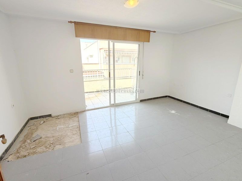 Foto 8072349f-f7df-452a-a9f2-c741fef1f598. Apartament amb calefacció a Avenida Habaneras - Curva de Palangre Torrevieja