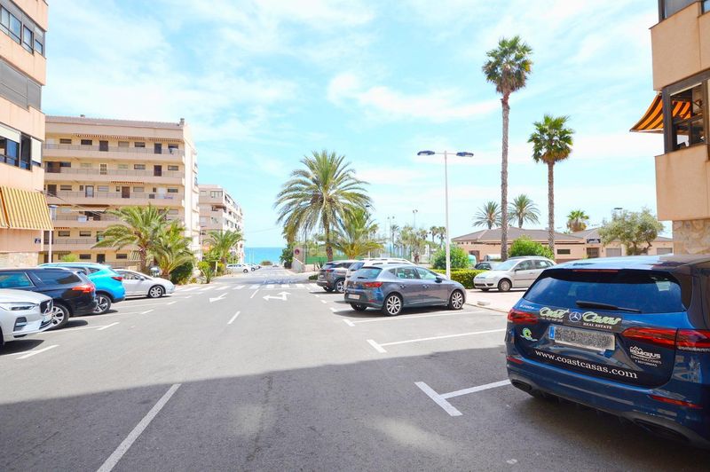 Foto 7119792b-15cb-41f6-ad3a-1fa66626f47d. Apartament amb calefacció a Cabo Cervera Torrevieja