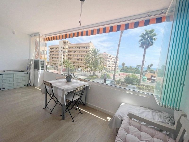 Foto 9f5d35d5-004d-45bf-8478-7de4b8451ef5. Apartament amb calefacció a Cabo Cervera Torrevieja