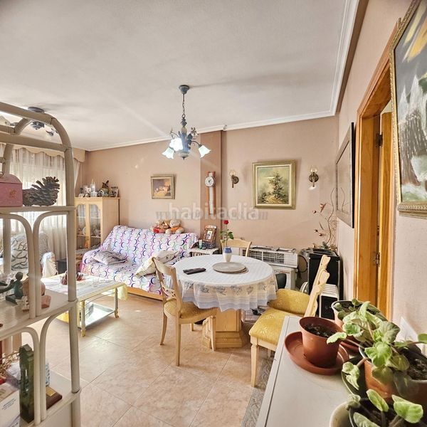 Foto 38e85726-14db-4772-b49f-59f55c899207. Apartament amb piscina a Aguas Nuevas Torrevieja
