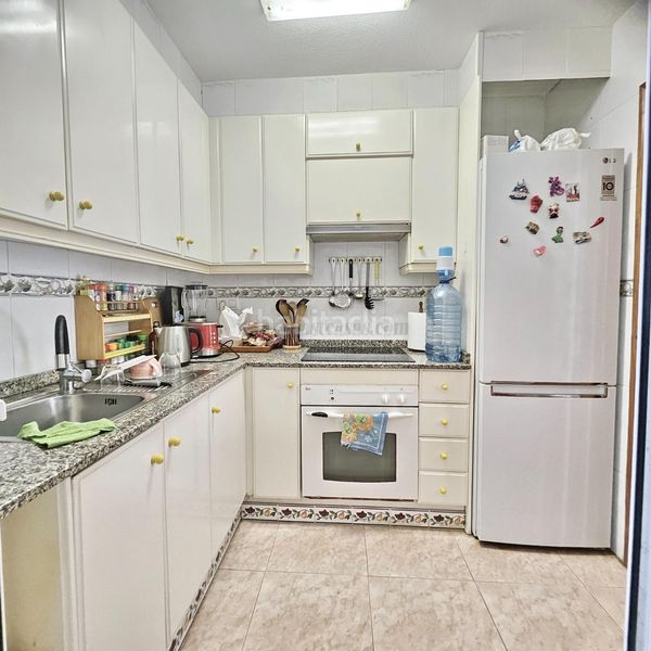 Foto 67c18c97-e3ab-4ecb-8d06-adb1fc073f0b. Apartament amb piscina a Aguas Nuevas Torrevieja