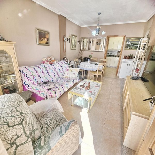Foto 9a153317-b7c3-408e-acb8-9ecd44a34d84. Apartament amb piscina a Aguas Nuevas Torrevieja