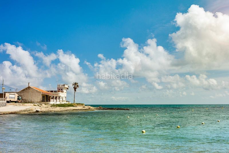 Foto f947e10b-4dc8-445c-9d08-27a732bc9de1. Apartament amb piscina a Aguas Nuevas Torrevieja