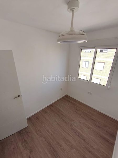 Foto 78aa7b40-9b9c-4ac1-95cc-48f149ffffd8. Apartament amb aparcament piscina a Punta Prima Orihuela