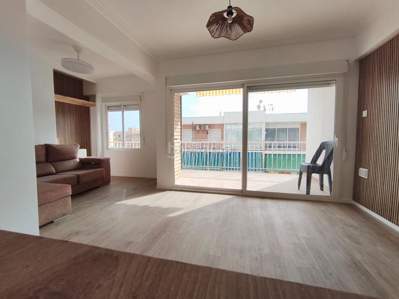 Foto a22a6f62-ca2b-44dd-822a-8def041bfc8c. Apartament amb aparcament piscina a Punta Prima Orihuela