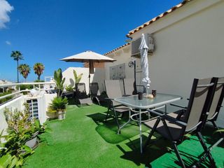 Chalet in Los Balcones-Los Altos
