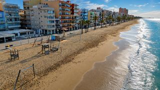 Traspàs Local Comercial a Calafell Platja
