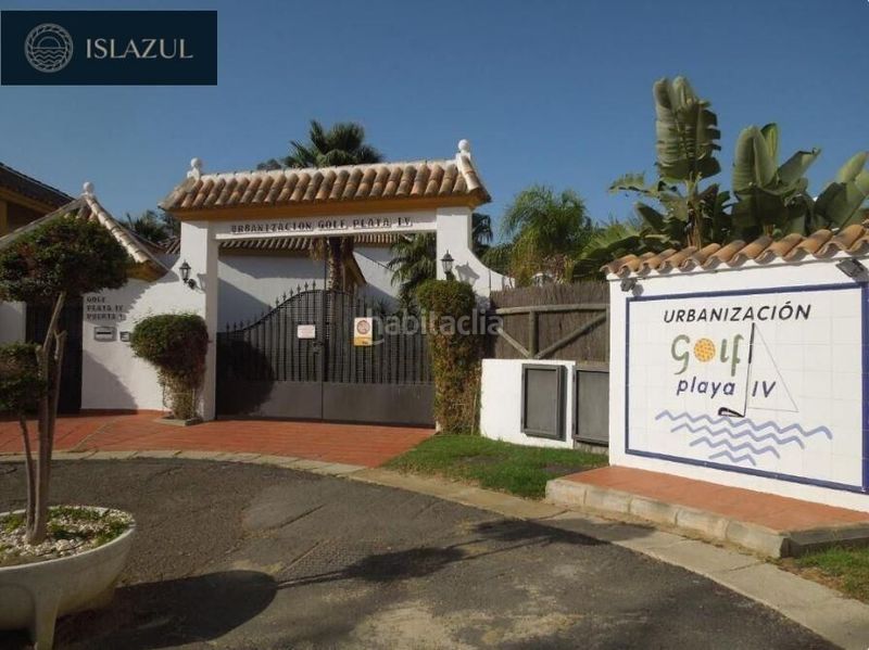 Foto 8c5b91f5-f771-4784-bfd4-fb301333cbc0. Xalet amb aparcament piscina a Islantilla golf Islantilla