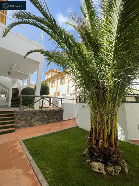 Foto a8e218b0-cd0c-4615-b580-91923ae56856. Xalet amb aparcament piscina a Islantilla golf Islantilla