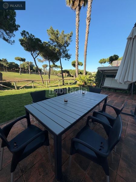 Foto 06c4e10b-4994-4b07-a5b6-e8d300a3ae5b. Xalet amb aparcament piscina a Islantilla golf Islantilla