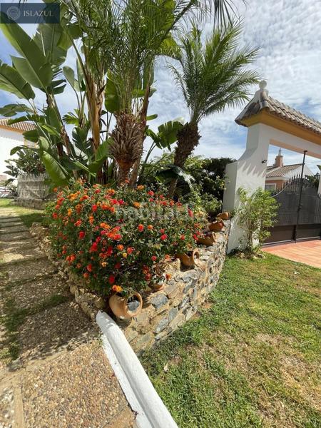 Foto a23295ee-32b1-4578-8d82-239adcc1ffcc. Chalet magnifico chalet independiente con espectaculares vistas al golf en Islantilla