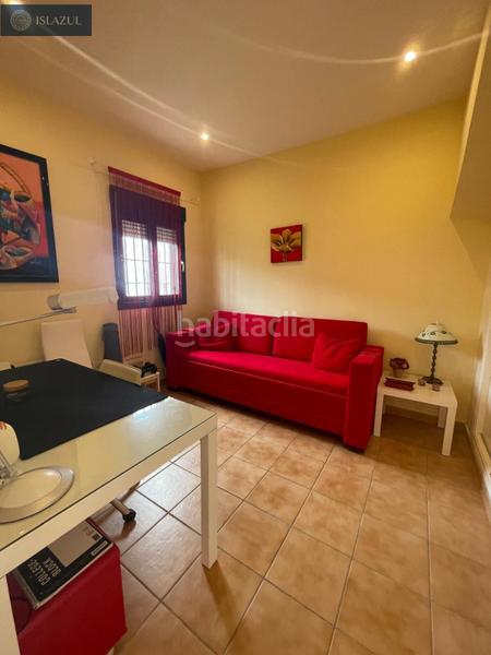 Foto e99713f8-2821-4e93-bd4b-0011f105e606. Chalet magnifico chalet independiente con espectaculares vistas al golf en Islantilla