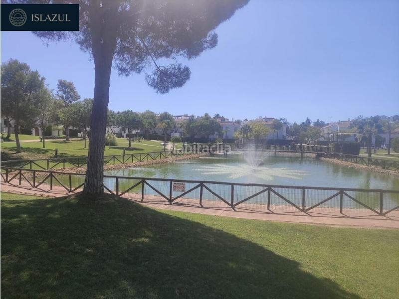 Foto 83ea23b4-8ce5-4c9e-bb19-8e7c4a23ee35. Àtic amb calefacció aparcament piscina a Islantilla golf Islantilla