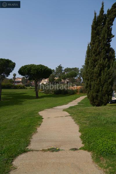 Foto cfbe35ac-5248-4e49-909f-55d86b3cf227. Àtic amb calefacció aparcament piscina a Islantilla golf Islantilla