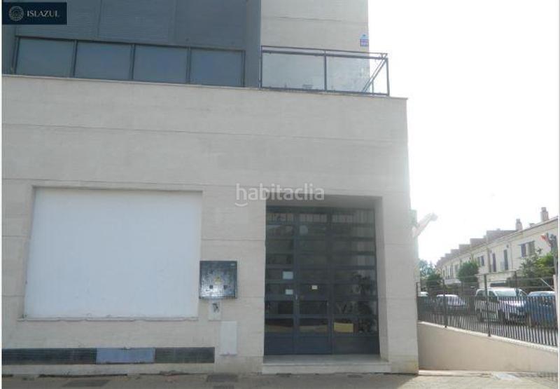 Foto ee153c21-e861-4235-a2f8-7f3d1c8858e9. Parking coche plaza de garaje subterranea edificio playa en Isla Cristina