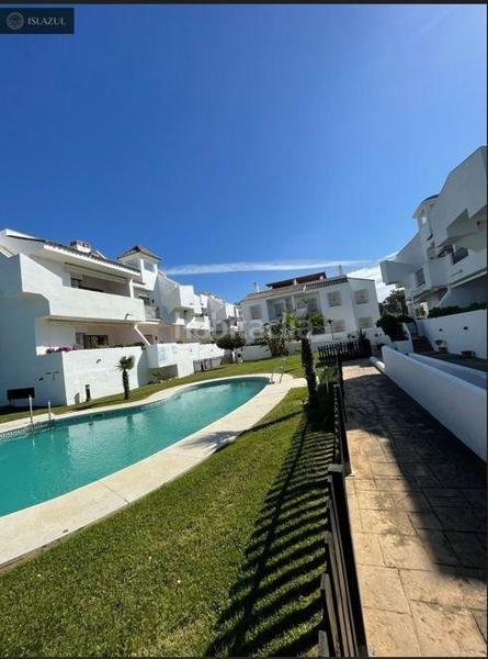 Foto 7fd1e9e0-dccd-4345-8884-ccbd68e37f3f. Penthouse with heating parking pool in Islantilla golf Islantilla