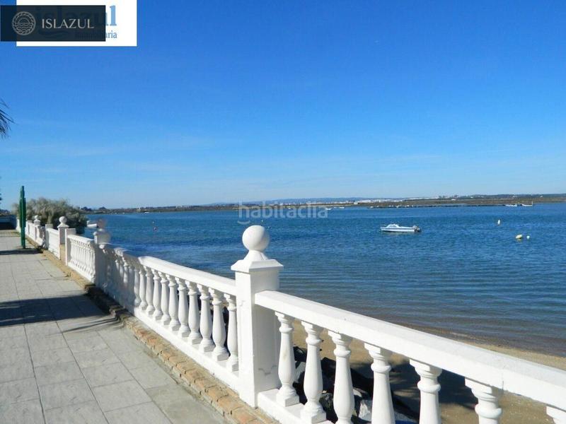 Foto 49177acb-ff0c-4908-bba6-93bf0e44ad15. Casa adosada encantador adosado en punta del caimán, tu nuevo hogar te espera! en Isla Cristina