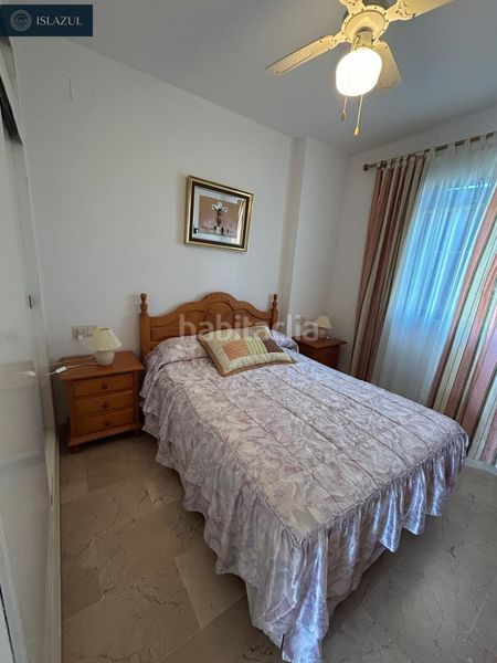 Foto 33dd16a3-c2cd-422d-bed9-72151eb42a84. Casa adossada amb aparcament a Isla Cristina