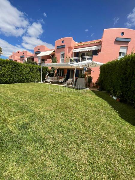 Foto e879e891-7e4c-4650-9d2e-41dd5f076ca2. Semi detached house with parking pool in Islantilla golf Islantilla