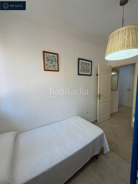 Foto 0dc948b5-f9c5-4cbf-9926-b8c7b9de19ac. Duplex avec parking piscine dans Islantilla golf Islantilla