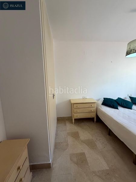 Foto f2b2ebf1-553e-4725-ac15-69645580a989. Duplex avec parking piscine dans Islantilla golf Islantilla